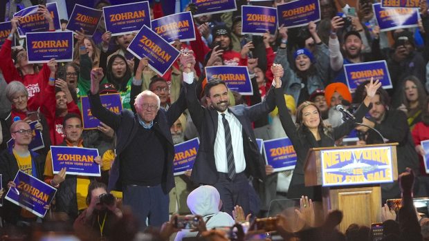 Socialist-anticristul Mamdani a câștigat New York-ul. Noroc că la București candidează numai capitaliști pursânge