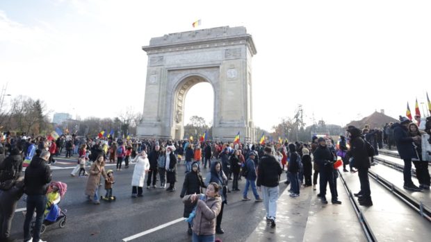 Marea majoritate a românilor se declară patrioți, dar termenul are sensuri diferite în funcție de partidele susținute