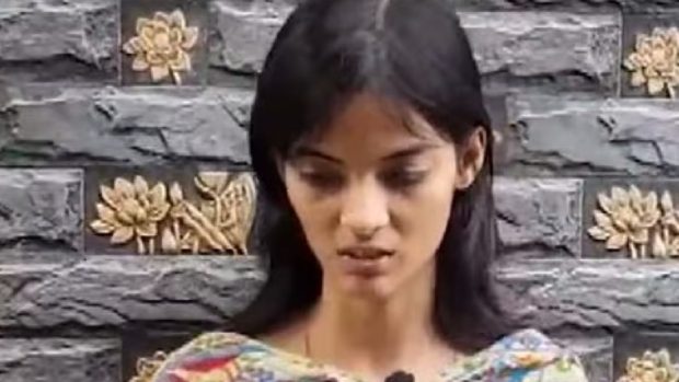 O tânără s-a căsătorit cu trupul logodnicului ei, care fusese ucis de rude, în India: „Iubirea noastră este nemuritoare”