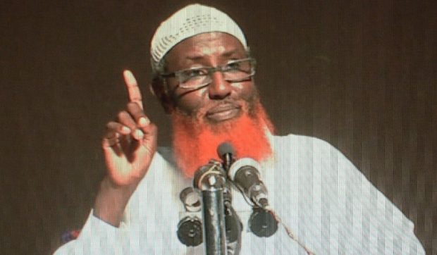 Noul șef al teroriștilor ISIS are o soție și trei copii în Marea Britanie. Cine e Abdul Qadir Mumin, comandantul suprem cu barbă portocalie