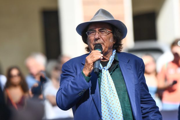 Al Bano îi oferă o casă familiei care a rămas fără copii pentru că locuia în pădure: „Am făcut același lucru cu Romina și copiii noștri”