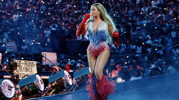 Beyoncé a devenit oficial miliardară și intră în clubul exclusivist alături de soțul său, Jay-Z