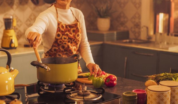 O bonă din Franța a otrăvit constant o familie de evrei cu produse casnice
