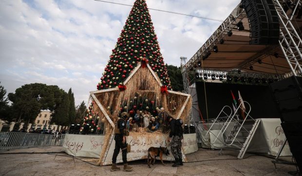 Betleemul reia festivitățile de Crăciun după doi ani de pauză, din cauza războiului din Gaza: „Este lumina speranței pentru noi”
