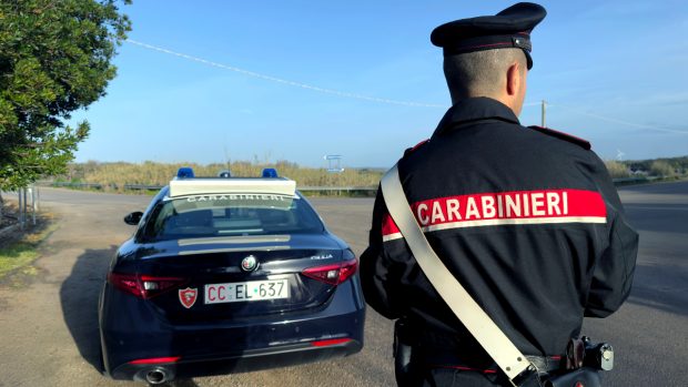 Bijutierul care a ucis doi tâlhari care-l jefuiau și-l amenințau cu arma va sta 14 ani și 9 luni în închisoare. Revoltă în Italia, după condamnare