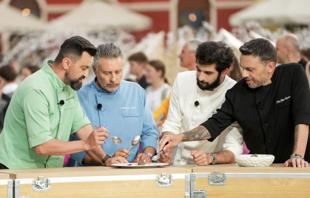 Imagine Stire „Chefi la cuțite”, 2 decembrie 2025. Orlando Zaharia a câștigat ultima amuletă a sezonului | 2review.ro