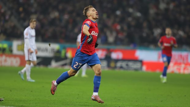 Superliga: FCSB-Rapid 2-1, după un derby superb și o fază controversată în final
