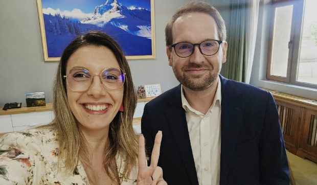 Dominic Fritz atacă PSD după ce partidul i-a cerut demisia Dianei Buzoianu: „Se folosește de suferința a mii de oameni”