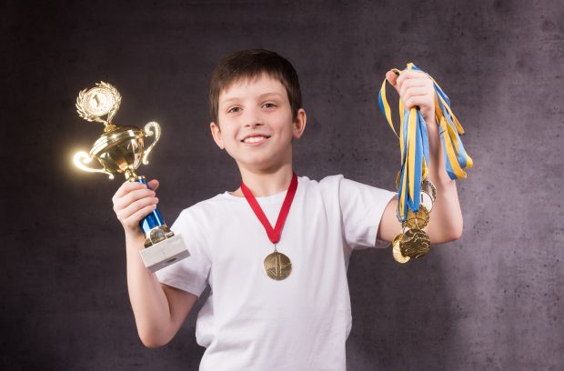 Gala olimpicilor internaționali. Peste 150 de elevi au fost premiați de Ministerul Educației. Daniel David: „Toți cei care au reprezentat România ar trebui să fie onorați”