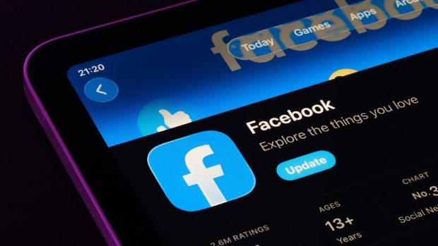 Cum se schimbă design-ul Facebook