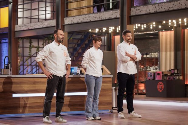 Imagine Stire Finala MasterChef 2025. Trofeul și premiul show-ului culinar de la Pro TV au ajuns la Cosmina Boboc | 2review.ro