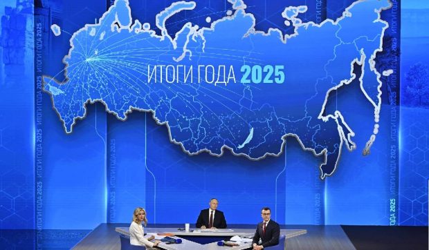 LIVE TEXT. Întrebarea care l-a înfuriat pe Vladimir Putin: „Nu vrea să se creadă că el e cel care blochează negocierile lui Trump”