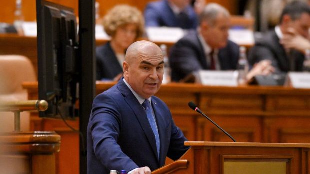 Primarii nu vor primi pensii speciale nici în 2026. Ordonanța „trenuleț” va îngheța și salariul minim