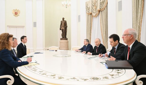 Negocieri Rusia, SUA și Ucraina la Geneva pe 17-18 februarie. Peskov anunță o nouă rundă de discuții pentru pace