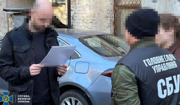 Un militar britanic care i-a antrenat pe soldați a fost arestat în Ucraina. Serviciile spun că era spion rus