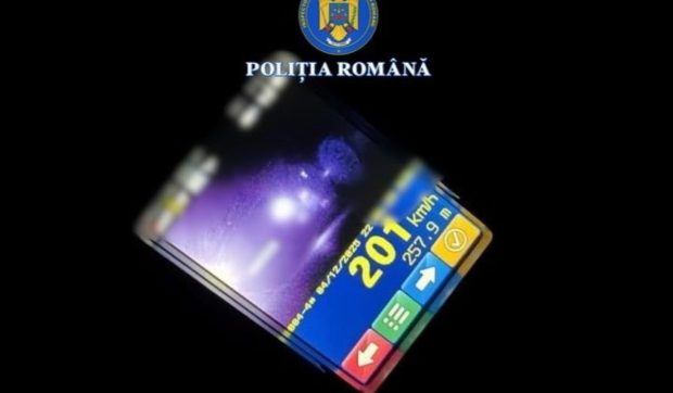 Amenda primită de un șofer care a condus pe Autostrada A2 cu 201 km/h: s-a urcat și drogat la volan