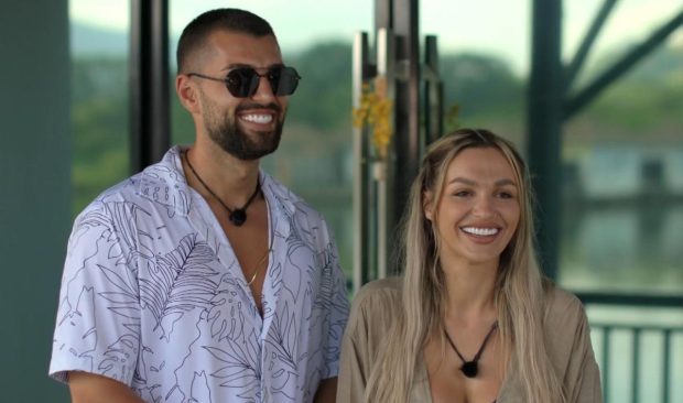 Imagine Stire Ella Vișan și Teo Costache, din nou împreună după Insula Iubirii? Show-ul de la Antena 1 în care ar putea apărea din ianuarie 2026 | 2review.ro