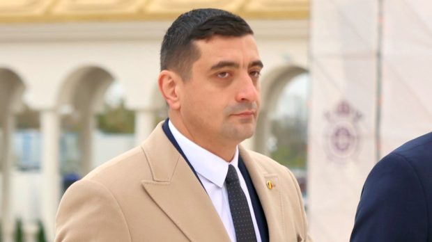 Un membru AUR dintr-o secție de votare din Buzău a lovit un jurnalist cu mașina. Partidul lui George Simion: „Oamenii sunt obosiți, stresați”