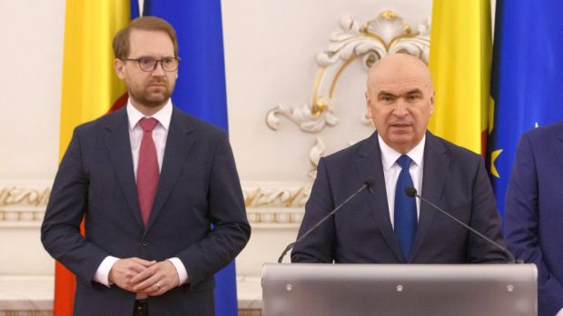 Opoziția depune moțiune de cenzură împotriva Guvernului Bolojan alături de Victor Ponta, ținta fiind și USR: „Statul, acaparat de gruparea antiromânească”