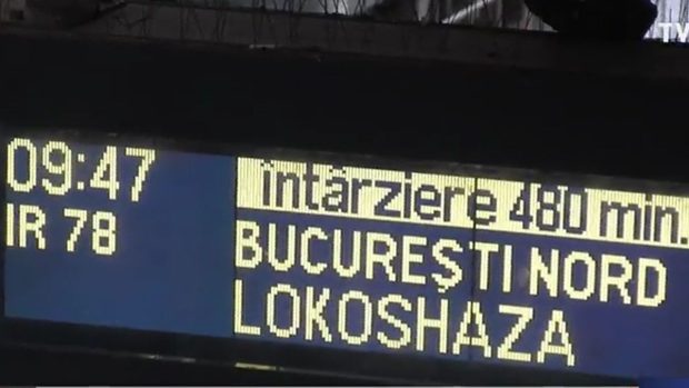 27 de ore pe tren, între Galați și Arad. O femeie își cere înapoi cei 400 de lei dați pe bilete, după călătoria cu CFR