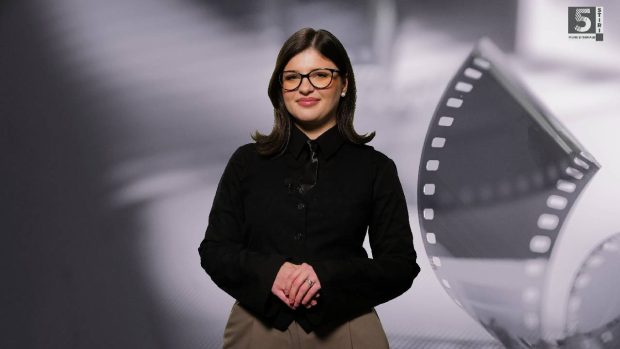 5 știri – Filme și seriale: Sebastian Stan, în discuţii pentru „Batman II” | Ben Affleck și Matt Damon, în al 13-lea film împreună