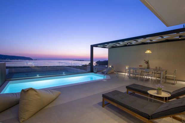 O experiență de viață la Marea Ionică: Ampolia Villas Lefkada, lux cu suflet în Grecia