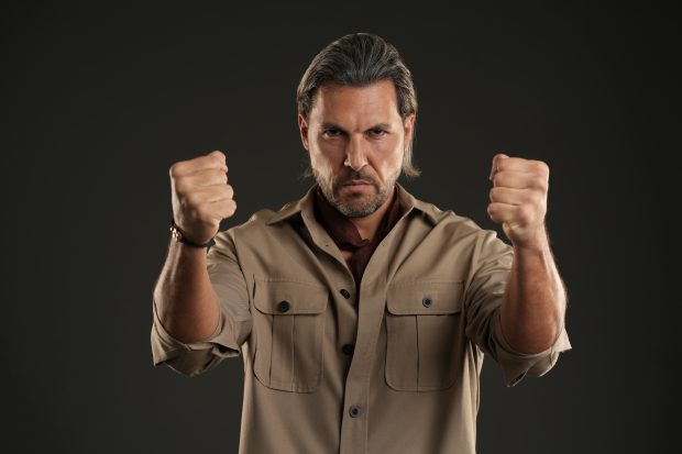 Imagine Stire Adi Vasile, prezentatorul „Survivor România”, detalii despre nunta cu Delia. „Este important să păstrăm anumite tradiții” | 2review.ro