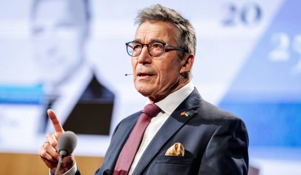 Putin speră că „Groenlanda va fi aisbergul care va scufunda NATO”, avertizează fostul premier al Danemarcei