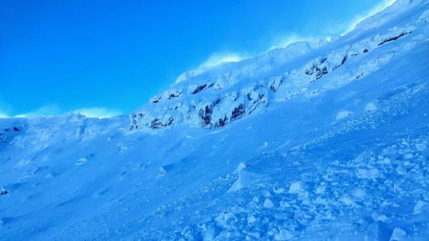 Avalanșă uriașă la Bâlea Lac. Salvamontiștii nu au mai văzut așa ceva de ani buni
