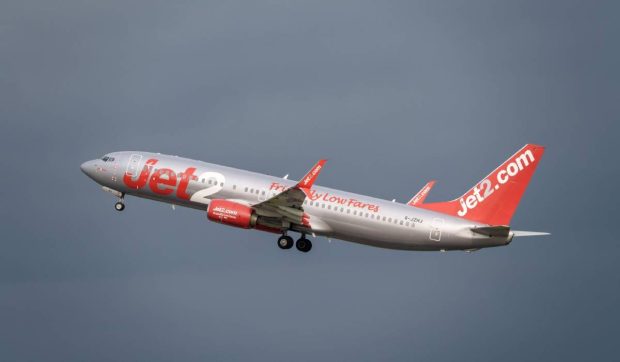 Un avion Jet2 a decolat din Marea Britanie, dar a lăsat pasagerii pe pistă: „Nu s-a mai întâmplat asta niciodată”