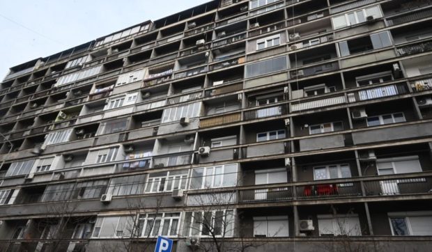 O tânără care făcea OnlyFans a murit în noaptea de Revelion, iar iubitul ei s-a aruncat de la etaj când paramedicii încercau să o resusciteze