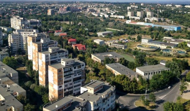 7 din 10 români anticipează creșterea chiriilor în 2026. În unele orașe, chiriașii dau până la două treimi din salariu pe chirie 