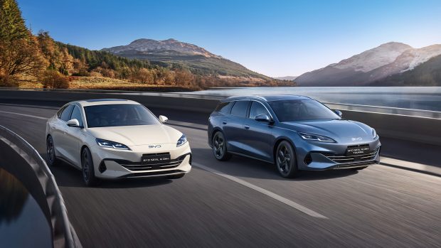 Uniunea Europeană vrea extinderea tarifelor vamale și asupra mașinilor hibride din China, după taxarea celor electrice