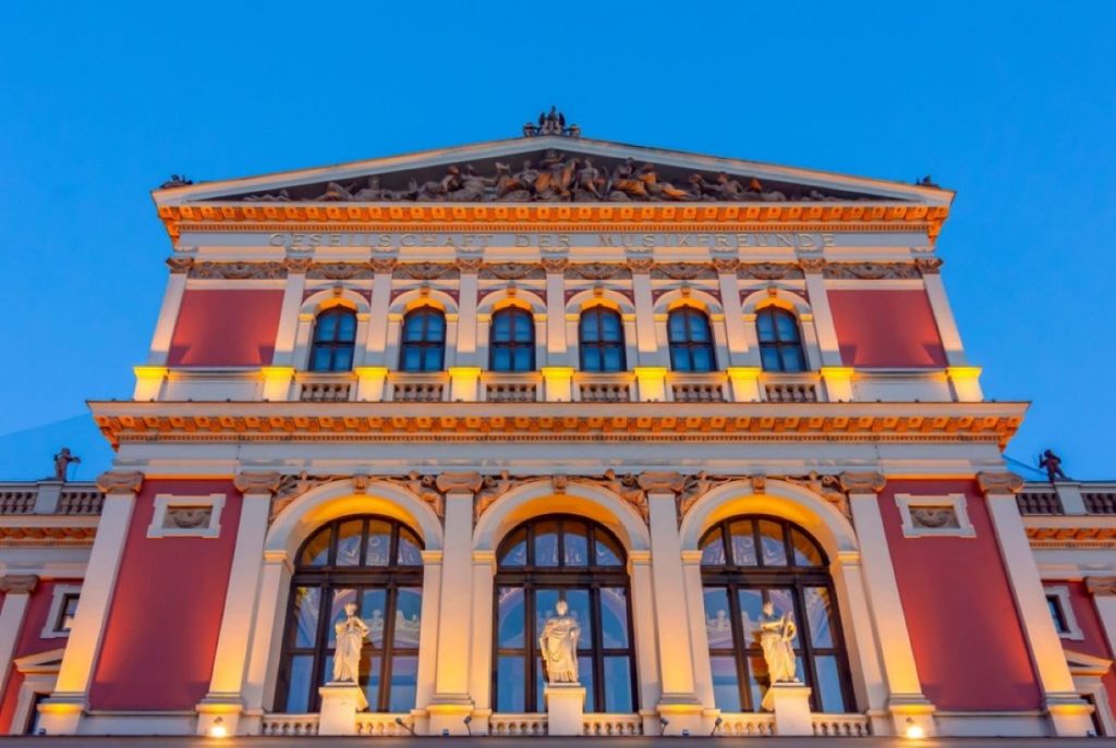 Concertul de Anul Nou de la Viena 2027: Ghid complet pentru bilete și tradiții muzicale de neuitat 1 concertul anul nou viena