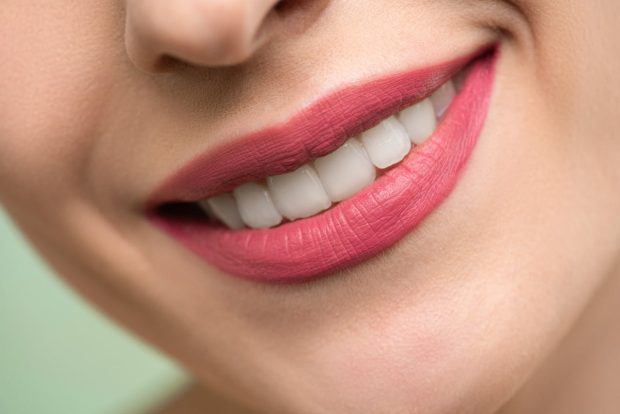 De ce periajul nu este suficient: pașii corecți pentru a preveni inflamația gingivală și problemele dentare