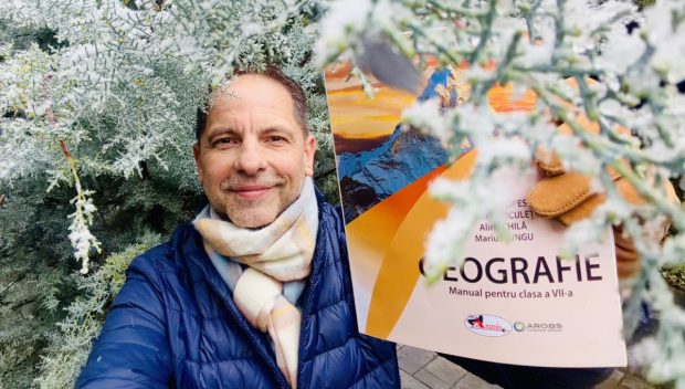 Imagine Stire Ce a citit Dan Negru din manualele școlare după avertizările de ger ale meteorologilor: „Copiii învață normalitatea, altcineva le predă frica” | 2review.ro