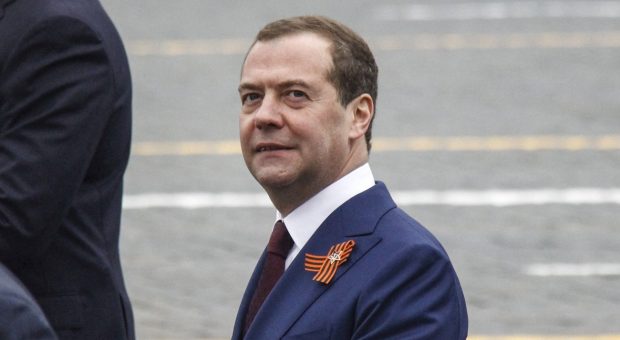 Medvedev avertizează că al Treilea Război Mondial ar putea începe în orice moment dacă Trump „își continuă cursul nebunesc”