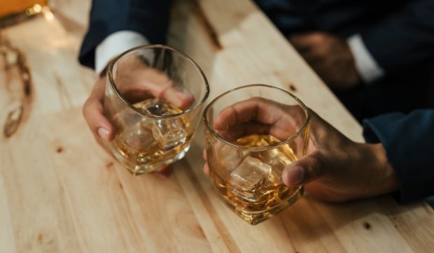 Peste 31% din decesele provocate prin vătămări și violențe din Europa sunt legate de consumul de alcool