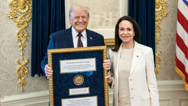 Ziua și declarația: Îmbufnat că nu a primit Nobelul, Trump vrea Groenlanda. Motivele invocate capătă accente comice