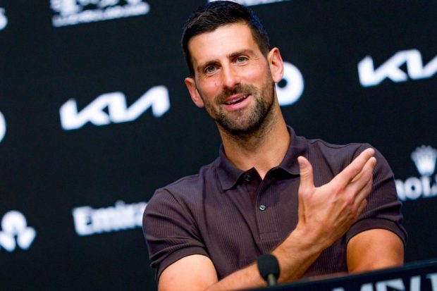 Novak Djokovic a primit un tricou bizar în Australia, pe care nu-l va purta probabil niciodată: cine e pe el