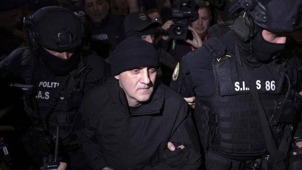 Horațiu Potra se agață de procedura penală pentru a obține nulitatea probelor. Avocații: „O persoană neautorizată a participat la percheziții”