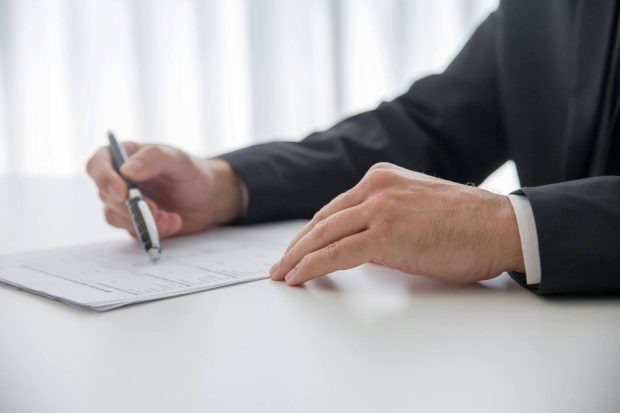 Condica de prezență: cerințe legale pentru evidența timpului de muncă pentru firme și școli