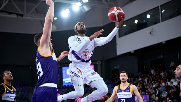 Marcus Thornton, baschetbalistul american de la FC Argeș care a jucat pe patru continente și în naționala SUA: „M-a surprins cât de mulți munți aveți, iar peisajele sunt de vis”