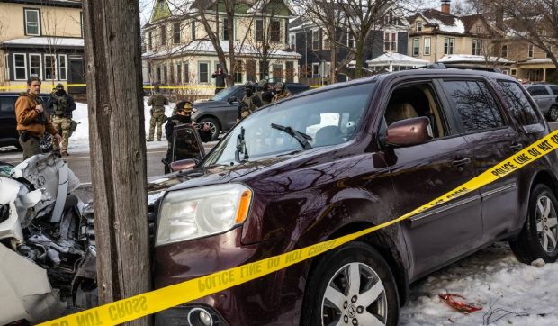 Noi imagini cu începutul conflictului din Minneapolis în urma căruia un agent ICE a împușcat mortal o femeie / VIDEO