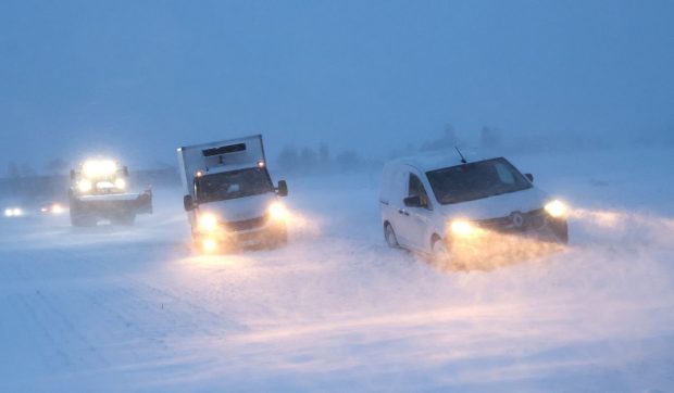 Furtuna Goretti a adus temperaturi de -20 de grade Celsius, zăpadă și avertizări meteo de cod roșu. Sute de mii de oameni, obligați să stea în case, fără curent