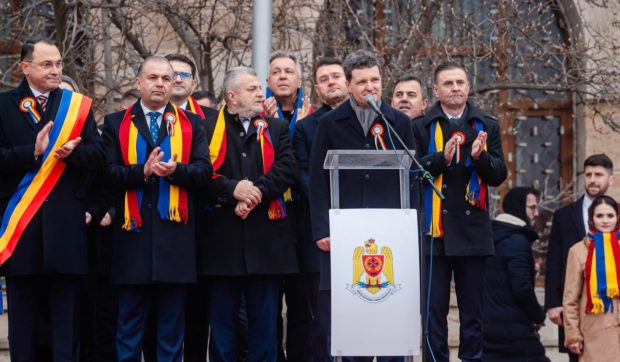 Amenzi de 38.000 de lei după mitingurile de Ziua Unirii de la Iași și Focșani unde președinte Nicușor Dan a fost huiduit copios