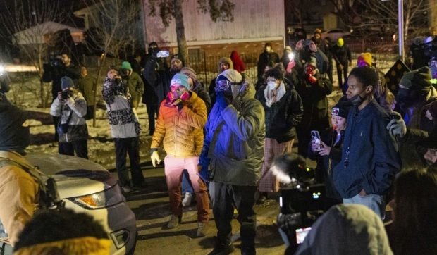Noi proteste în Minneapolis după ce agenții ICE au împușcat în picior un venezuelean: „O retorică plină de ură” 