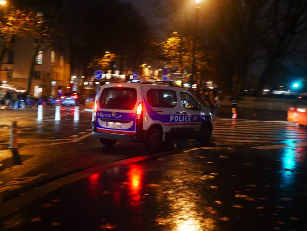 O mamă și copiii ei au murit de foame, după ce au trăit izolați și rupți de lume, în Franța