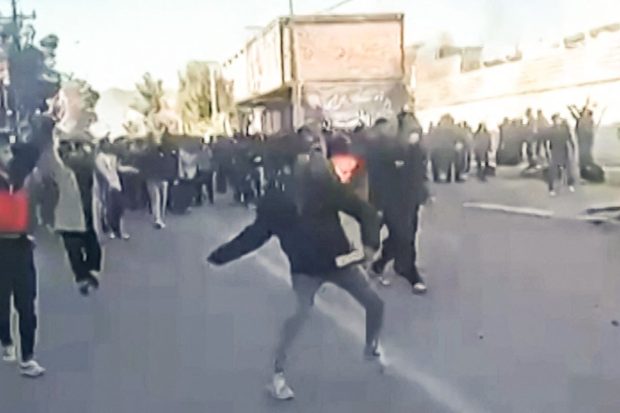 „Nici Gaza, nici Liban! Viața mea pentru Iran!”