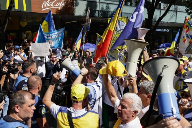 Studenții se alătură sindicatelor din educație la protestul din 4 februarie